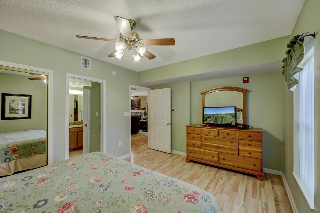 Star Gazing Whispering Pines 644 Apartment Pigeon Forge Exterior photo